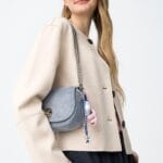CHAQUETA LEAH BEIGE ANTELINA BOTONES