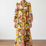 VESTIDO INVITADA TROPICAL PLISADO