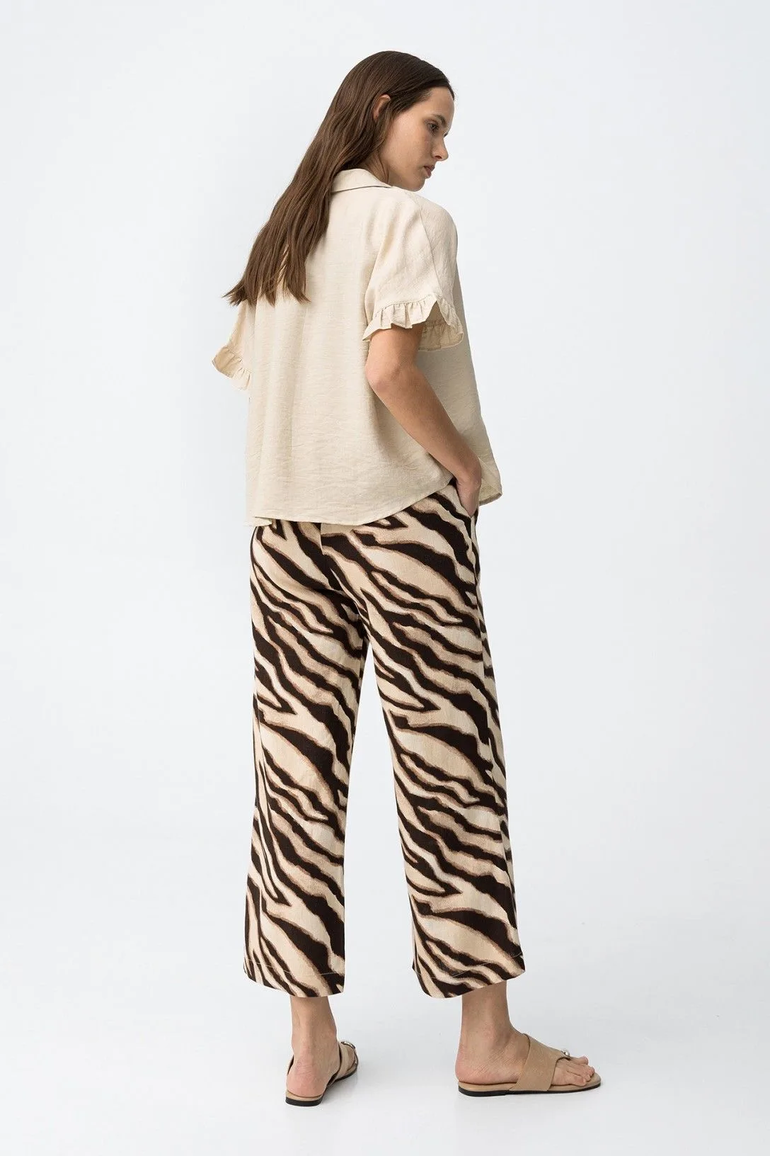 PANTALON CROPED FLUIDO PRINT ANIMAL JOANA - Imagen 3