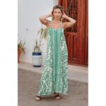 VESTIDO LARGO DE TIRANTES ESCOTE EN V